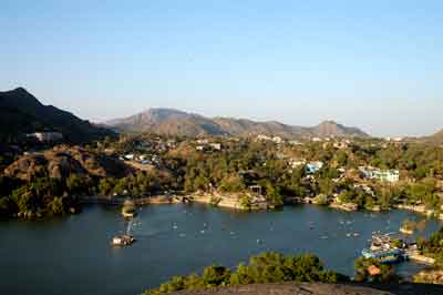 nakki-lake.jpg